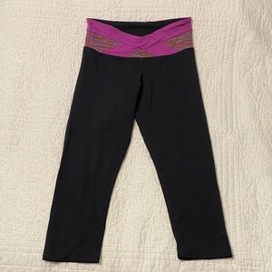 Lululemon Athletica Black Leggings with Vibrant Pink Waistband